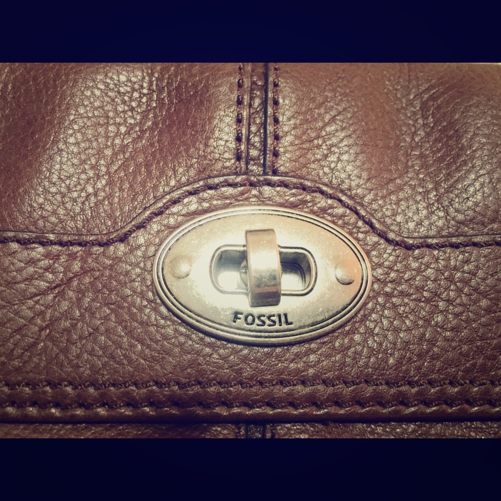 👜🗝Fossil Clutch/ Wristlet